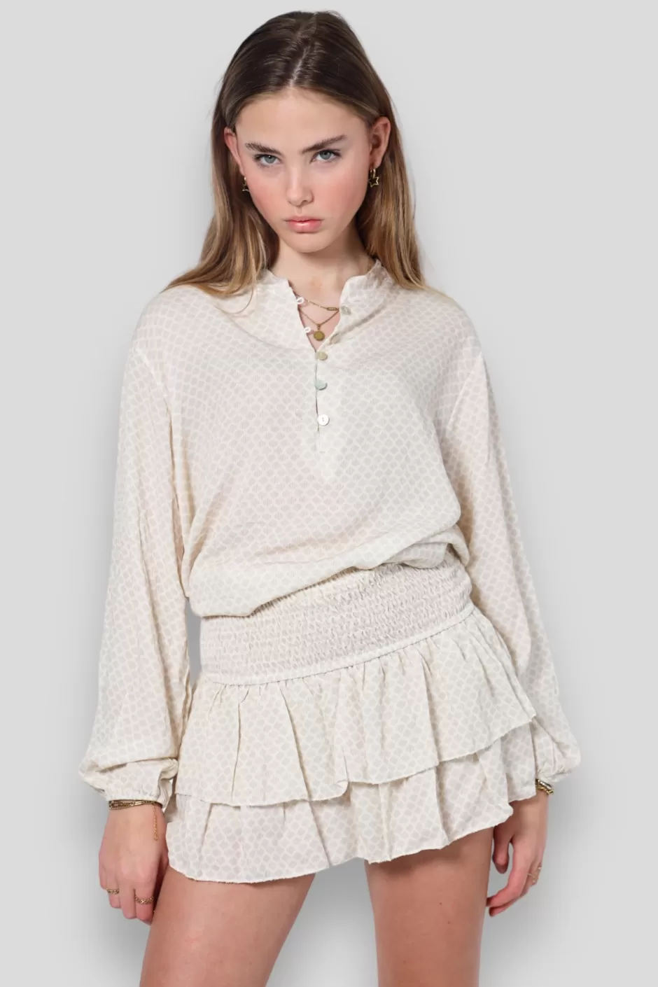 Store Meet Me There Paris Blouse Beige